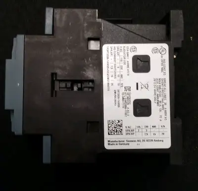 Used Siemens 3RT20261AM20 PLC Contactors US | Infinity wholesale & Supply LLC #1305644