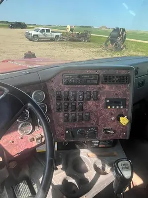 USED 2002 INGERSOLL RAND TH60 TRUCK