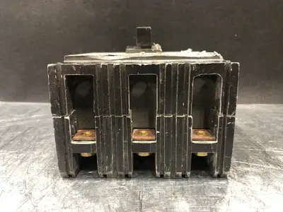 USED SQUARE D FHL36100