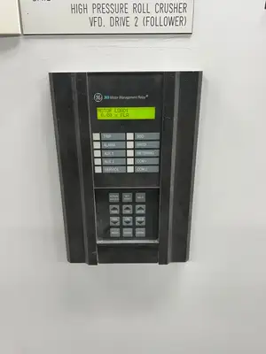 VFD Unit ACS627-0760-6-00HM1204932B, 0-575VAC, 0-300hz, 3 Sections