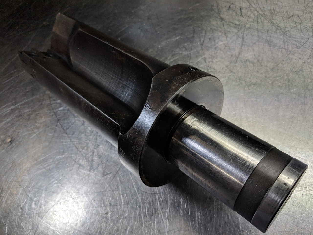 Walter 3.5" Indexable Drill 2" Shank 7" LOC 8.5" Gage Len B2196400210 (LOC2679B)