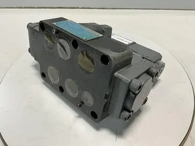 USED VICKERS DG4V-3-6C-M-U-HL7-60