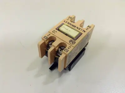 USED ALLEN BRADLEY 195-FA20 SER A
