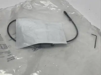 Balluff BMF 243K-NS-C-2A-SA2-S49-00,3 Magnetic Field Sensors For C-Slot BMF00EN