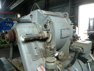 Krauss-Maffei HZ 125/3.2 SiD peeler centrifuge, Hastelloy.