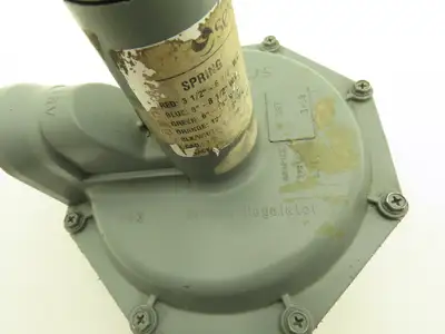 Sensus 143-80 Service Regulator Gas Pressure 3/8" Orifice 1/2" NPT 6-14" WC