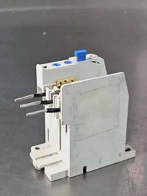 Cutler-Hammer C306DN3 Thermal Overload Relay Base loc4C4