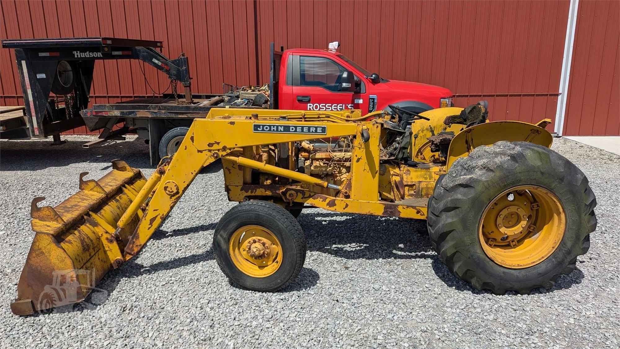 USED JOHN DEERE 300