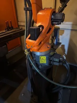 2017 CLOOS Compact Welding Cell CNC Machines | Bowland Trading Ltd (31)