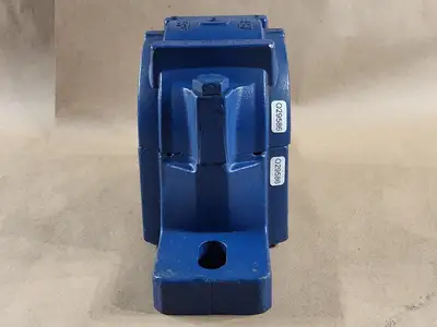 NEW SKF SAFD 517