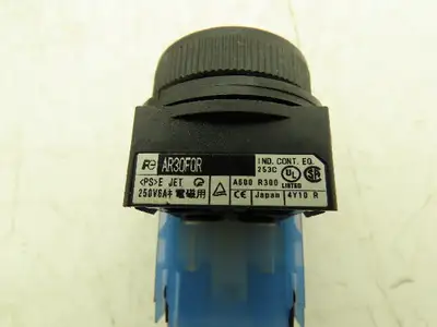 Fuji Electric Pushbutton Yellow Flush Momentary 1 Normally Open  Lot of 15