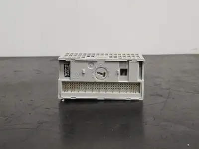 USED ALLEN-BRADLEY 1794-0B16