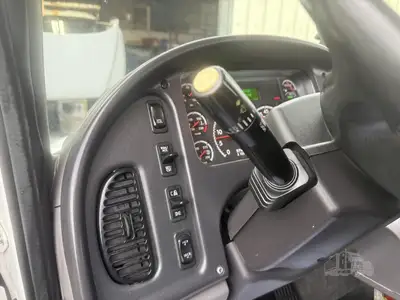 Used 2018 FREIGHTLINER BUSINESS CLASS M2 106 Hooklifts & Roll-Offs California US | Mittry Construction #1363502