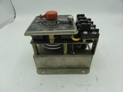 Used SINGER INDUSTRIAL TIMER CORP. J931-15S Counters/Timers Connecticut US | BG Industrial Surplus #473168