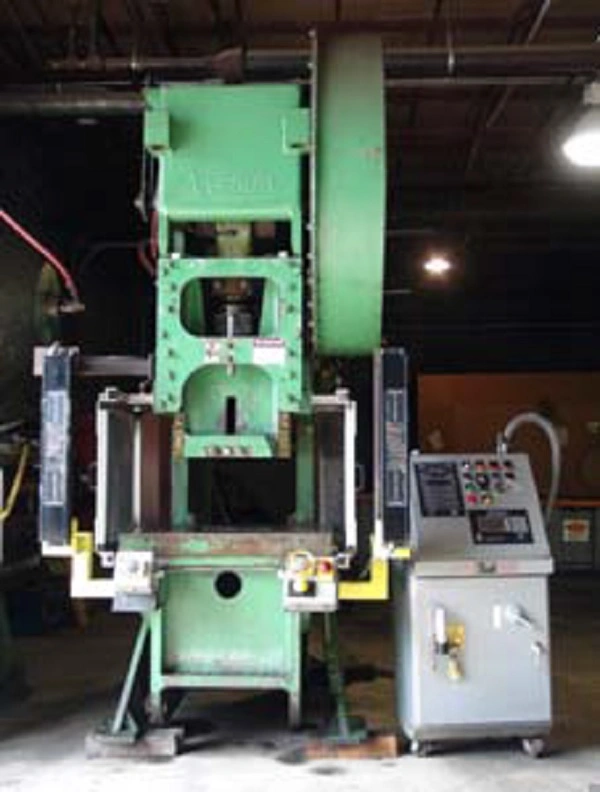 USED 1952 VERSON 7
