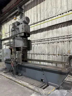 400 TON X 18' VERSON TRAVELING HEAD HYDRAULIC STRAIGHTENING PRESS: STOCK #23095