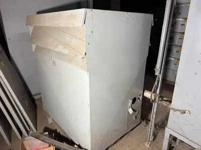 USED HAMMOND POWER SOLUTIONS INC. DM440NJ