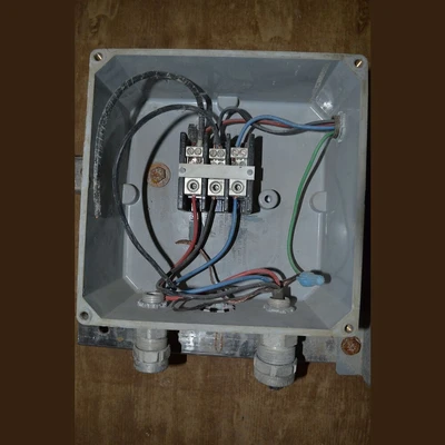 Hammond 3 kVA Transformer