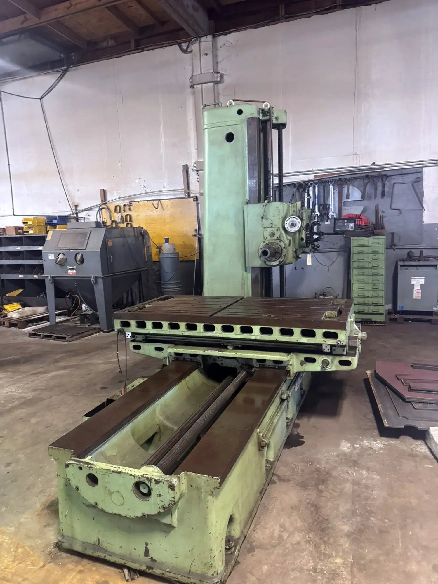 Used 1942 Giddings & Lewis M-1333-9 168II Horizontal Table Type Boring Mills Texas US | Machine Tool Bids #1510916