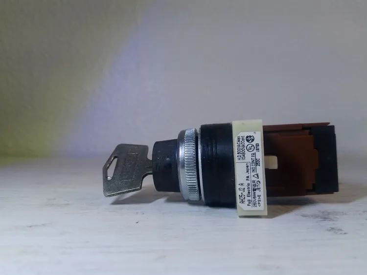 Used FUJI ELECTRIC AH25-J2A Misc Electrical & Power Parts | MachineStation #947030