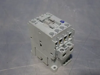 NEW ALLEN BRADLEY 700CF310