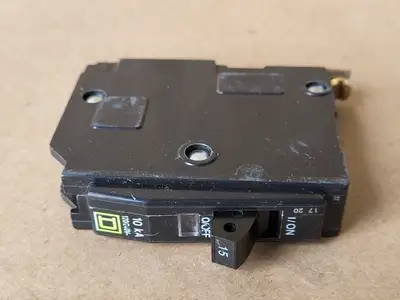 USED SQUARE D QOB115