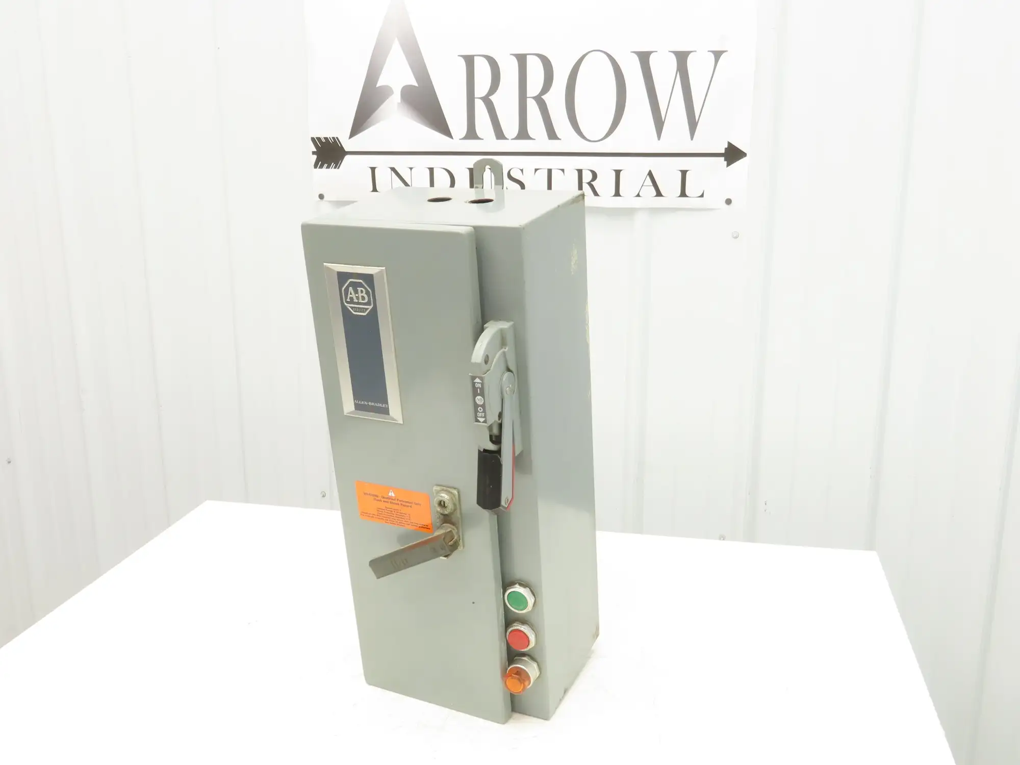 Allen-Bradley 512-BJB-6P-24R Combination Starter Fusible 600V 3PH 10HP Ser D