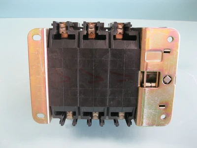USED Allen-Bradley 194R-NJ100P3