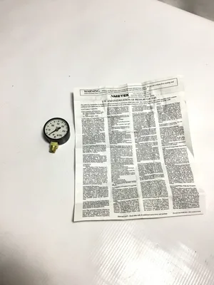 Ametek Pressure Gauge 146006 300 PSI 1/8 NPT