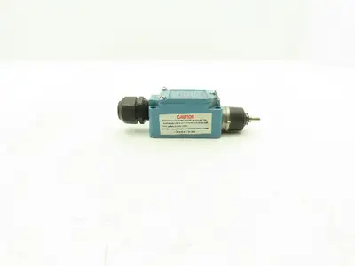 Honeywell SZL-WL-K-N Limit Switch Plunger Style 10A 300VAC/ 6A 24VDC