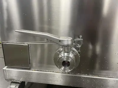 2020 Rolando Dosed Oil Dispenser