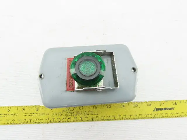 Hoffman E-D1PB1 Enclosure Type 4,6,12,13 W/ 800 FRXMQ24RA7/F 24V Green E-Stop