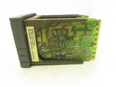 Honeywell UDC3000 Digital Temperature Controller DC300K-E-0A0-20-0000-0