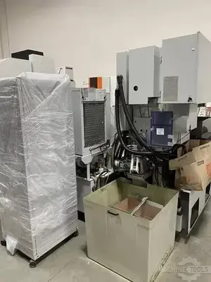 USED 2010 MITSUBISHI MD + PRO II