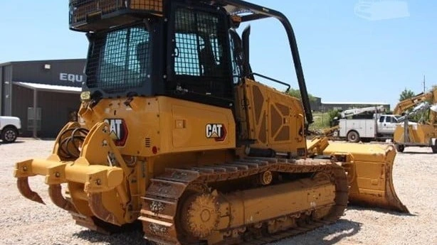 USED 2005 Caterpillar D3