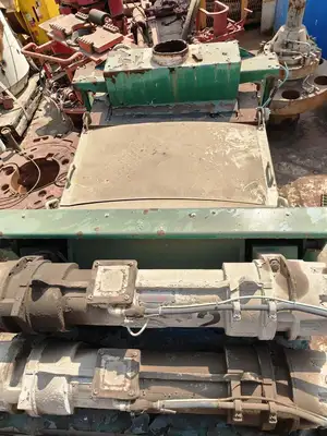(5) Derrick FLC-514 VE Vapor Extraction Flo-Line Cleaner shale shakers.