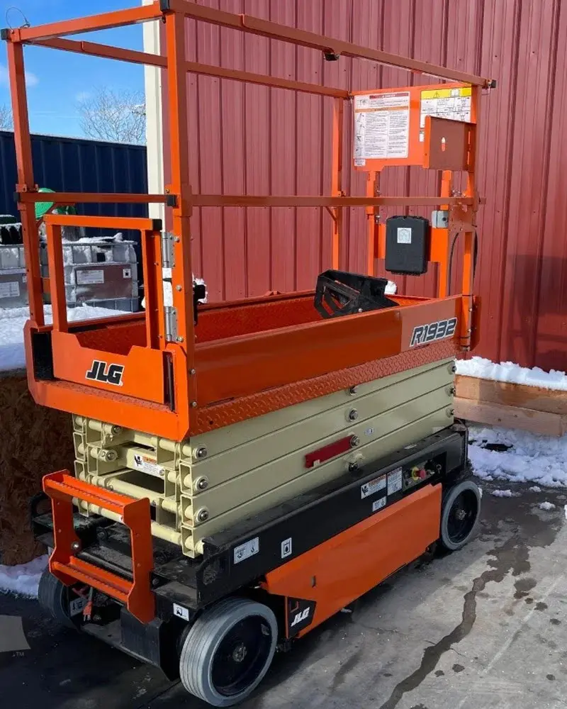 USED 2017 JLG R1932