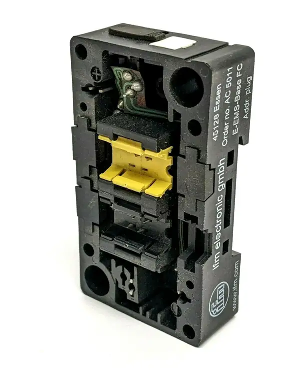 Used ifm EEMS-Base FC Addressing Socket I/O Boards & Replacement Parts Michigan US | Maverick Industrial Sales #1398295