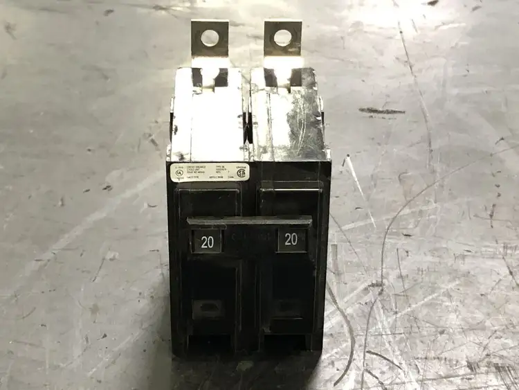 Used CUTLER-HAMMER BA220 Switchgears British Columbia CA | Lenmark #241278