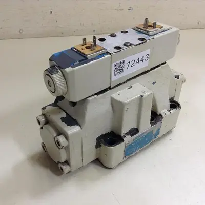 USED VICKERS DG4V-3-6C-M-U-HL7-60-B13