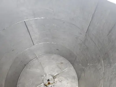 Used 4500 Gallon Tank, Stainless Steel, Insulated