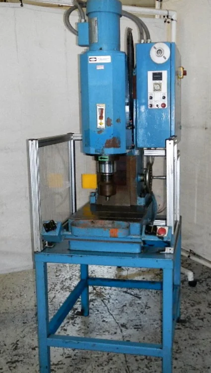 Used 1996 VSI Automation TM-23 Rivet Spinners / Orbital New Jersey US | Machinery Values #302318