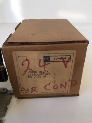 NEW General Electric CR120L044024
