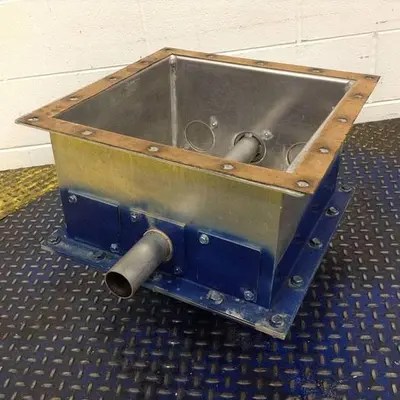 USED METAL FABRICATOR BIN664