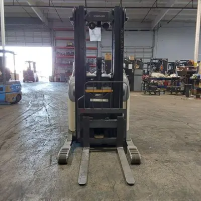 USED 2018 CROWN RR5725-45