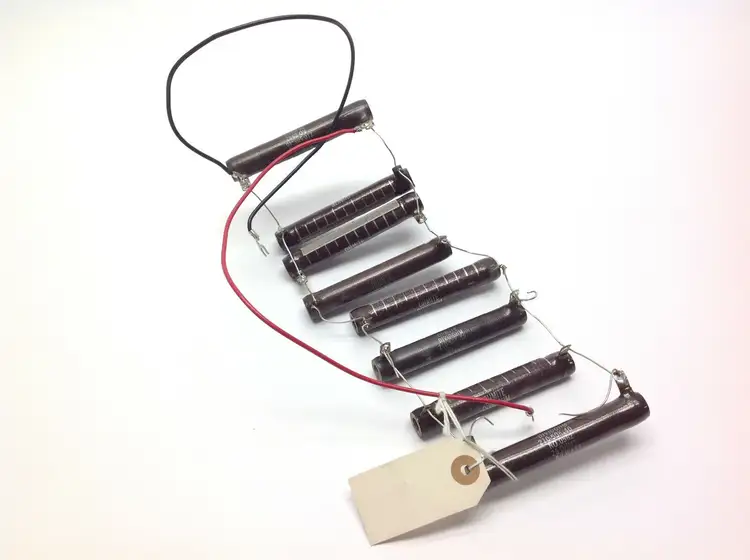 Used OHMITE RESISTOR 25 OHM SET OF 8 Automation Control (HMI) | Maverick Industrial Sales #1102853