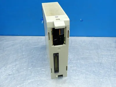 USED OMRON C200HDA003