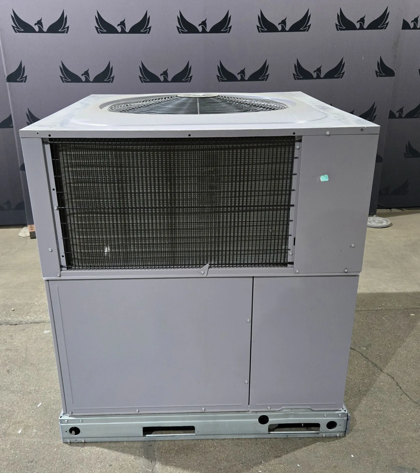USED 2022 CARRIER 50VT-C36-60