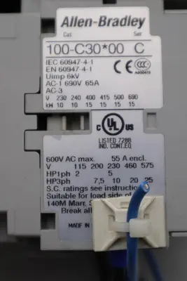 ALLEN BRADLEY 140M-D8E-C10 CIRCUIT BREAKER WITH 100-C30*00 CONTACTOR #4823-A