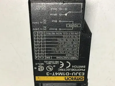 USED OMRON E3JU-D1M4T-3